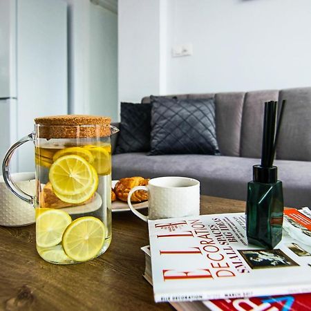 Phaedrus Living - Seaside Executive Flat Harbour 204 Apartment Paphos ภายนอก รูปภาพ
